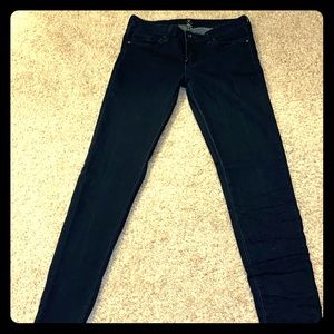 JUST BLACK- Dark wash skinny jeans
